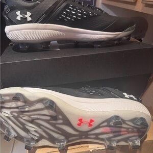 Under Armour Black and White Cleats Size 12. New in box